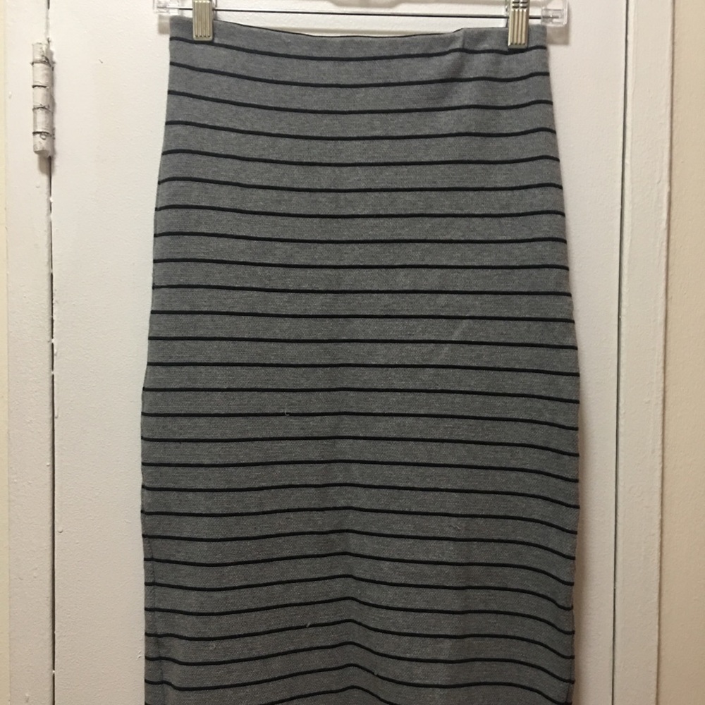 Gray and black striped BDG pencil skirt